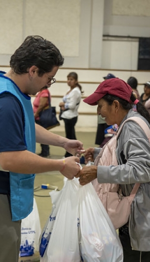 Navidad UTPL 2025 | Banco de Alimentos