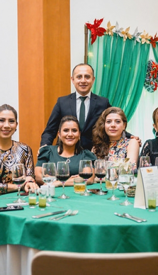 Cenas de navideñas UTPL 2025