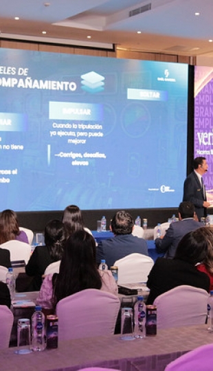 UTPL ratificada como la mejor marca empleadora del Sector Educación del país