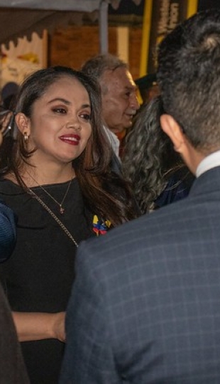 Docente UTPL recibe reconocimiento por la Embajada de Colombia en Ecuador Docente UTPL recibe reconocimiento por la Embajada de Colombia en Ecuador