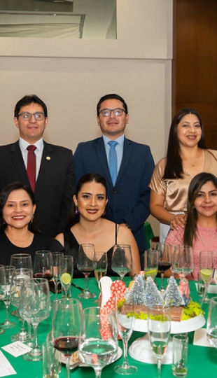 Cenas Navideñas UTPL 2025