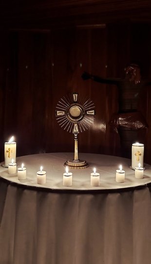 Retiro Espiritual Motus Christi para Jóvenes Retiro Espiritual Motus Christi para Jóvenes