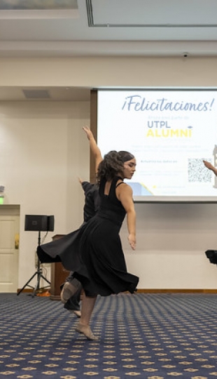 UTPL Escuela de Negocios reconoció el esfuerzo, dedicación y excelencia académica de sus mejores egresados. UTPL Escuela de Negocios reconoció el esfuerzo, dedicación y excelencia académica de sus mejores egresados.