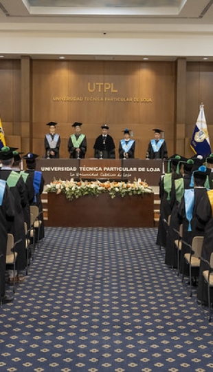 Sesión Solemne Honoris Causa | Dr. Adrián Escudero