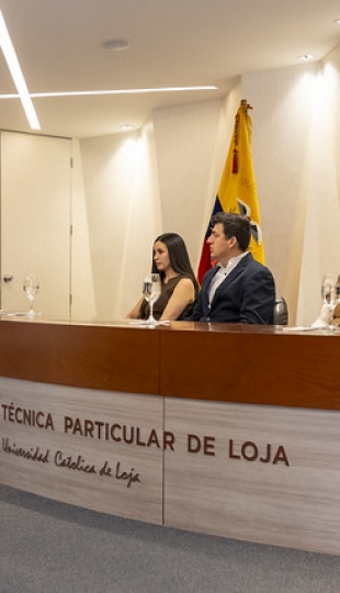 Imposición de mandiles | Carrera de Bioquímica y Farmacia