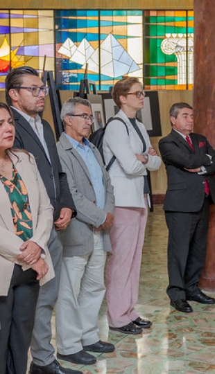 Exposición fotográfica por los 50 años de la presencia del Instituto Id de Cristo Redentor, Misioneras y Misioneros Identes en Ecuador