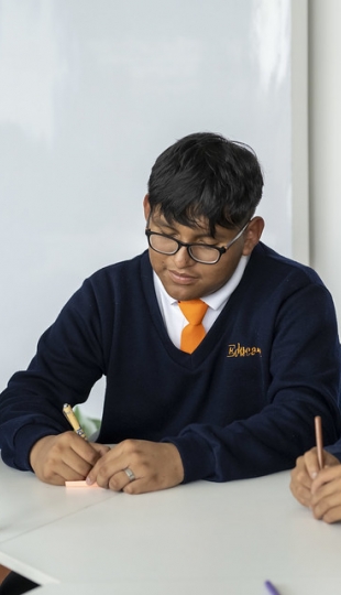 Talleres Académicos de Bioquímica y Farmacia y Geología Talleres Académicos de Bioquímica y Farmacia y Geología