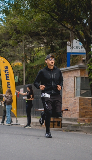 Carrera 5K Pasos Solidarios 2025