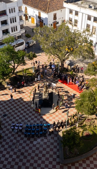 Conmemoración de los 477 Años de Fundación de Loja Conmemoración de los 477 Años de Fundación de Loja