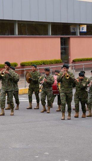 Desfile de Promociones y Ginkana – 25 Años de Medicina UTPL Desfile de Promociones y Ginkana – 25 Años de Medicina UTPL