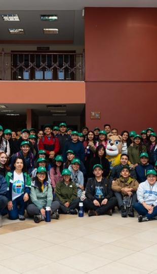 Reforestación en Cajanuma en alianza con Cascos Verdes Reforestación en Cajanuma en alianza con Cascos Verdes