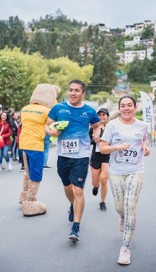 Carrera 5K Pasos Solidarios 2025