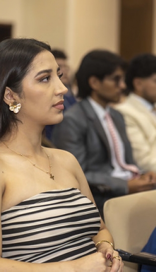 Ceremonia de imposición de mandiles a los estudiantes de 7mo ciclo de la carrera de Psicología Clínica