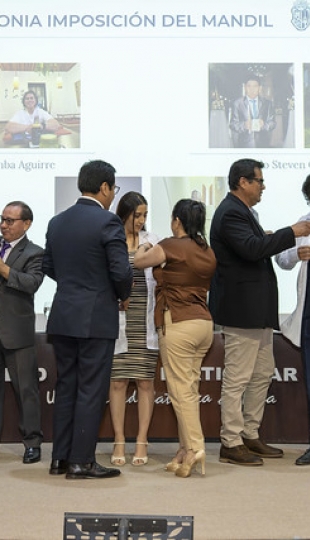 Ceremonia de imposición de mandiles a los estudiantes de 7mo ciclo de la carrera de Psicología Clínica