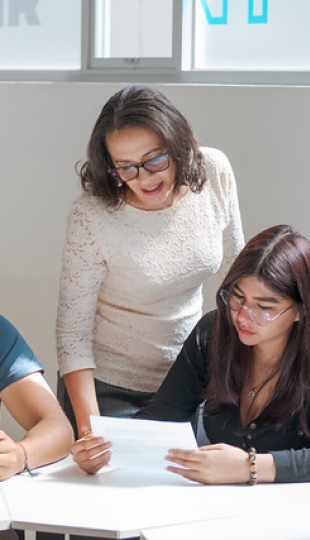 Aldea Global: Using AI to Improve Narration “Historias Míticas y Reales de la ciudad de Loja” Aldea Global: Using AI to Improve Narration “Historias Míticas y Reales de la ciudad de Loja”