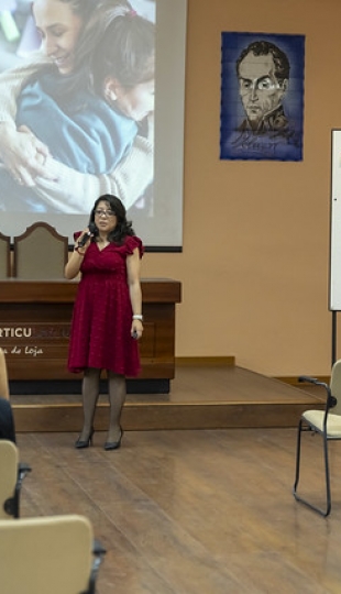 Taller "Cuidar con equilibrio: herramientas prácticas y emocionales para familiares y profesionales que cuidan a personas con discapacidad”