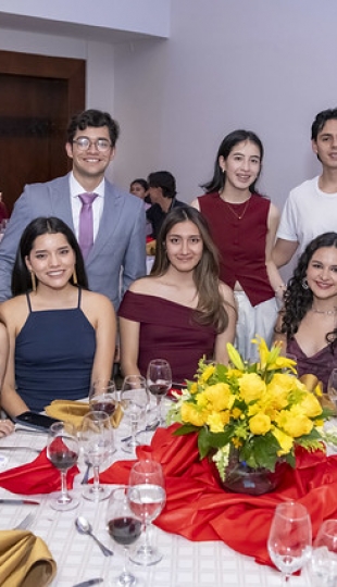 Navidad UTPL 2025 | Cena de Líderes Universitarios