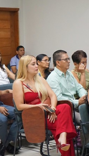 Nuevos profesionales de Galápagos recibieron su título