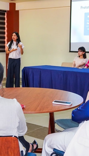 Integración del Aprendizaje Basado en Retos y Design Thinking en contabilidad: desarrollo de competencias prácticas y organización financiera ética en emprendimientos