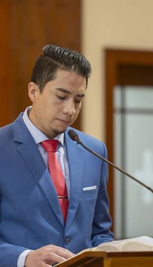 Imposición de mandiles a estudiantes de Fisioterapia