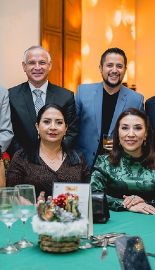 Cenas de navideñas UTPL 2025