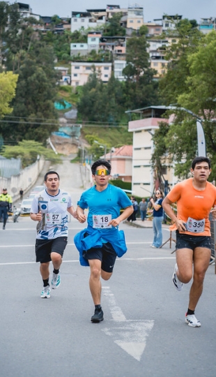 Carrera 5K Pasos Solidarios 2025