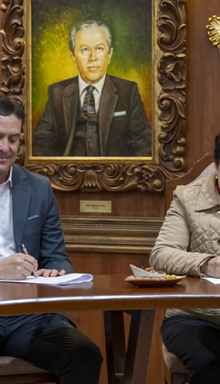 Renovación del convenio NAF entre la UTPL y el SRI Renovación del convenio NAF entre la UTPL y el SRI