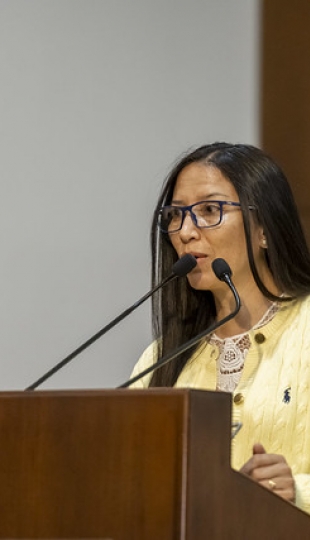 Imposición de mandiles a internos rotativos de la carrera de Nutrición y Dietética – Cohorte mayo 2025 / abril 2026