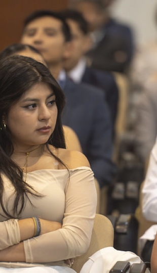 Ceremonia de imposición de mandiles a los estudiantes de 7mo ciclo de la carrera de Psicología Clínica