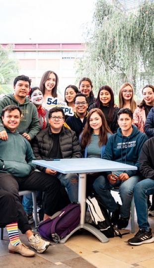 54 años UTPL