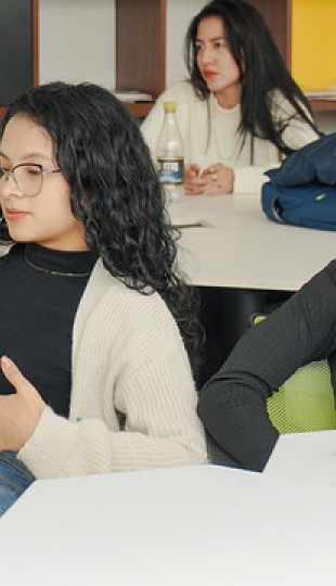 Bioquímica del estrés académico: innovación en el aprendizaje del cortisol mediante recursos educativos transmedia Bioquímica del estrés académico: innovación en el aprendizaje del cortisol mediante recursos educativos transmedia