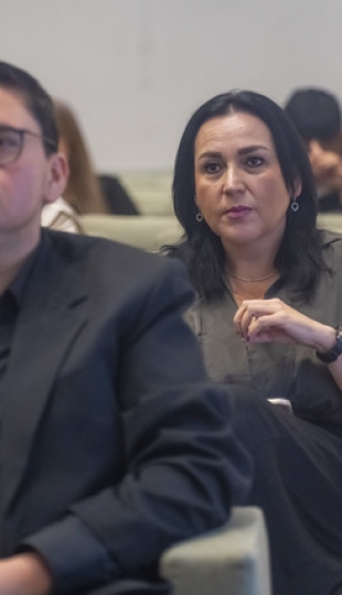 Presentación de la revista digital Política y Políticas, Volumen IV