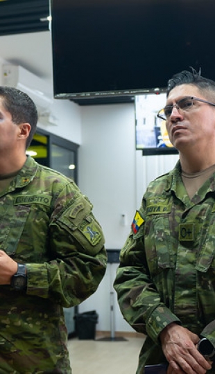 Visita del Comandante de la Brigada de Infantería No. 7 “Loja” a la UTPL Visita del Comandante de la Brigada de Infantería No. 7 “Loja” a la UTPL