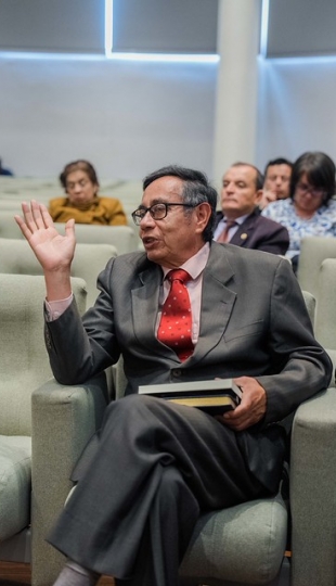 Lanzamiento del libro “Ángel Felicísimo Rojas: contexto, crítica y vanguardismo en la literatura ecuatoriana Lanzamiento del libro “Ángel Felicísimo Rojas: contexto, crítica y vanguardismo en la literatura ecuatoriana