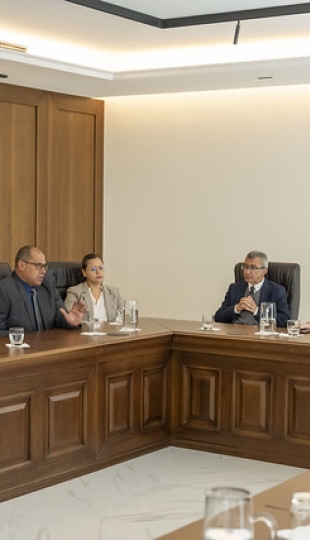 Visita in situ – Proceso de Cualificación Académica en el campo específico de Derecho Visita in situ – Proceso de Cualificación Académica en el campo específico de Derecho