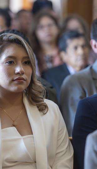 Imposición de mandiles a estudiantes de Fisioterapia