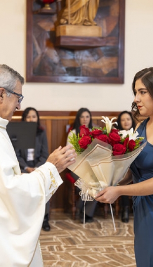 Imposición de Insignias – Carrera de Medicina Imposición de Insignias – Carrera de Medicina