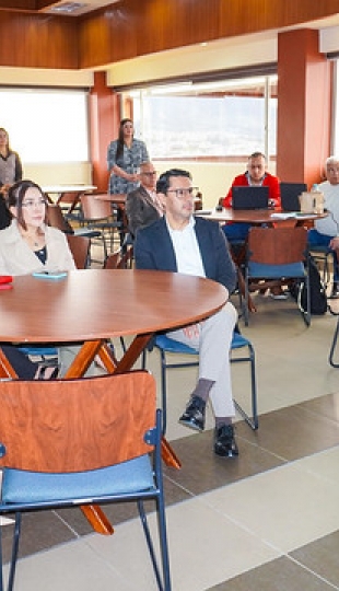 Integración del Aprendizaje Basado en Retos y Design Thinking en contabilidad: desarrollo de competencias prácticas y organización financiera ética en emprendimientos