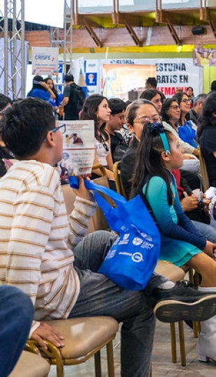 Presentación del microteatro Mujerón - Lucha femenina por la igualdad de los derechos