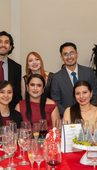 Cenas Navideñas UTPL 2025