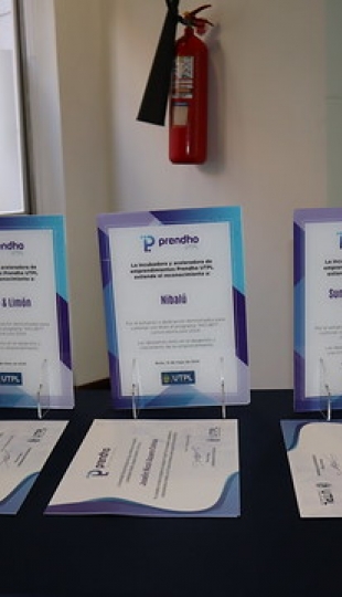 Graduación de 10 emprendimientos del Programa Incubiti de la Incubadora Prendho.