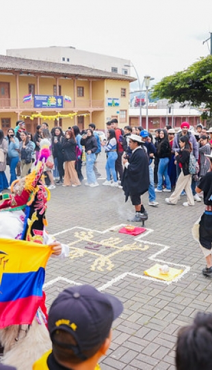 Homenaje a los Yachaks en la Chakana. Inti Raymi de las universidades y diversidades 2025 Homenaje a los Yachaks en la Chakana. Inti Raymi de las universidades y diversidades 2025