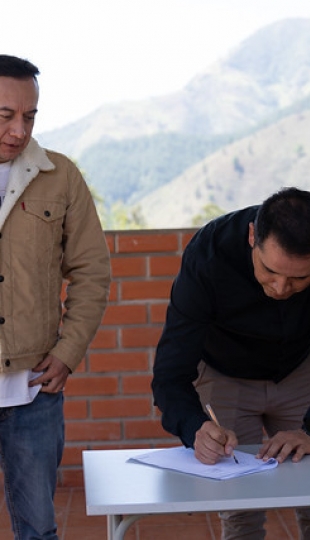 MAGAP entrega embriones bovinos y paquetes tecnológicos a UTPL MAGAP entrega embriones bovinos y paquetes tecnológicos a UTPL