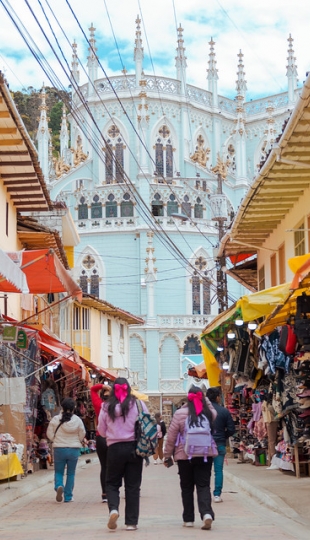 Romería al Santuario de la Virgen de El Cisne