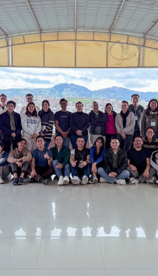 Retiro Espiritual Motus Christi para Jóvenes Retiro Espiritual Motus Christi para Jóvenes