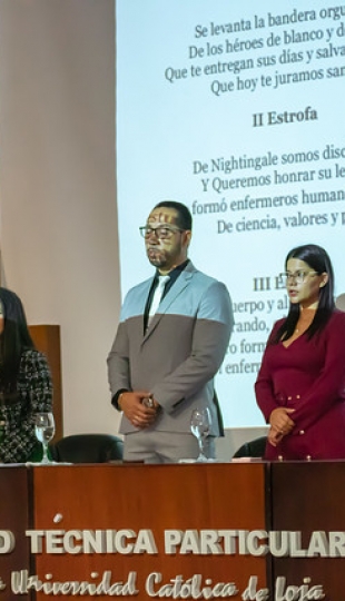 Ceremonia de Imposición de Insignias – Enfermería Cohorte 2026–2027