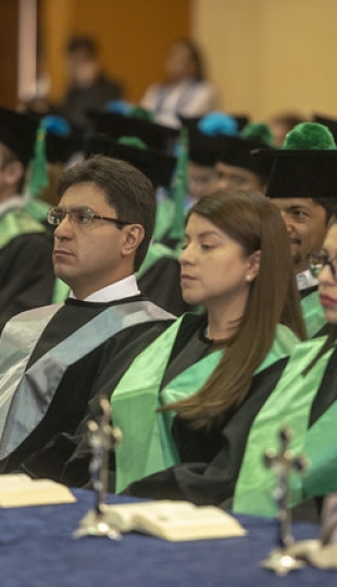 Acto Solemne de Inauguración del Año Académico 2019 - 2020 e Incorporación de nuevos doctores al Claustro UTPL Acto Solemne de Inauguración del Año Académico 2019 - 2020 e Incorporación de nuevos doctores al Claustro UTPL