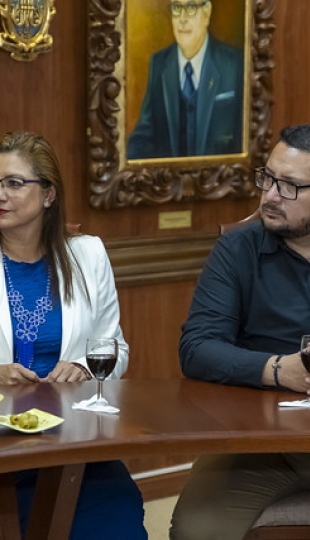 Visita protocolaria de asambleístas nacionales a la UTPL