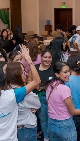 Convivencia de estudiantes de Antropología periodo Octubre 2025 - Febrero 2026 Convivencia de estudiantes de Antropología periodo Octubre 2025 - Febrero 2026