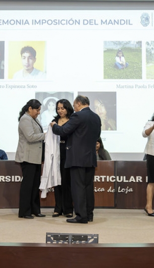 Ceremonia de imposición de mandiles a los estudiantes de 7mo ciclo de la carrera de Psicología Clínica
